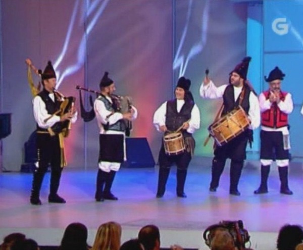 Espanada gaiteros- Los viqueiras de Ordes