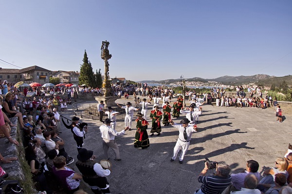 Danzas de San Roque en el Hío