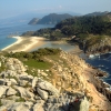 Illas Cíes. Foto: <a href="https://commons.wikimedia.org/wiki/File:Illas_cies.JPG">Queixo</a> Illas Cíes. Foto: <a href="https://commons.wikimedia.org/wiki/File:Illas_cies.JPG">Queixo</a>