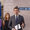 O presidente da Xunta inaugurou a exposición 'On the road'