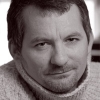 O director canadense Joël Beddows O director canadense Joël Beddows