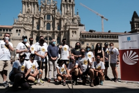 A COMISARIA DO XACOBEO 2021 RECIBE A JOSÉ MANUEL CALDERÓN NA ÚLTIMA ETAPA DE ‘EL CAMINO ACABA EN OBRADOIRO’