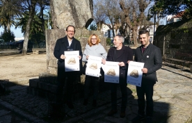 Anxo Lorenzo en la presentación de esta tercera edición del certamen escultórico