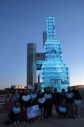 As Torres Hejduk do Gaiás ilumínase de azul para conmemorar o Día da Concienciación do Autismo