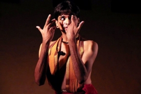 O bailarín indio Aniruddhan Vasudevan
