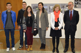 O Parlamento de Galicia acolleu hoxe a entrega dos premios do concurso de fotografías ‘A miña patria, my homeland’, nun acto presidido pola titular da Cámara autonómica, Pilar Rojo, e no que participaron o conselleiro de Cultura e Educación, Xesús Vázquez Abad, e o director xeral de Educación, FP e Innovación, Manuel Corredoira