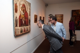 O conselleiro de Cultura, Educación e Ordenación Universitaria, Xesús Vázquez Abad, participou na inauguración da mostra Iconas Rusas