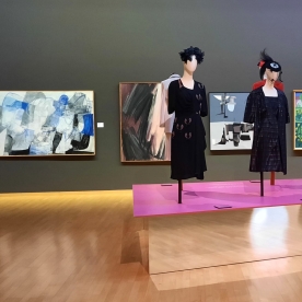 Exposición Vestir Épocas, en el museo de Bellas Artes de A Coruña