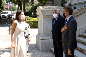 Feijóo acompañou á S.M. a raíña Letizia na inauguración da exposición sobre Emilia Pardo Bazán
