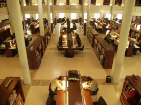 As bibliotecas centrais territoriais e a Biblioteca de Galicia promoven arredor do 11 de xaneiro unha programación especial para celebrar esta data, que abre o Calendario do Libro e da Lectura 2016