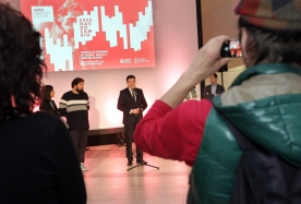 O conselleiro de Cultura, Educación e Ordenación Universitaria considerou unha ponte entre disciplinas como o teatro, o pensamento, o cine ou as artes visuais; así como de Galicia con América Latina O conselleiro de Cultura, Educación e Ordenación Universitaria considerou unha ponte entre disciplinas como o teatro, o pensamento, o cine ou as artes visuais; así como de Galicia con América Latina