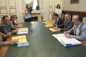 Xesús Vázquez Abad na reunión co alcalde de Santiago