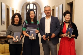 Valentín García acompañó hoy a Carmen Penim en la rueda de prensa de presentación