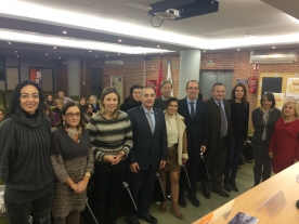 El secretario general de Cultura destacó el papel imprescindible que viene desarrollando el sistema bibliotecario gallego y las directoras del centro lucense a lo largo de las últimas tres décadas hicieron un recorrido por la historia de la entidad