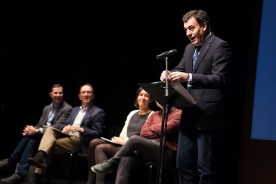 El conselleiro de Cultura presentó hoy la nueva producción propia y el resto de la programación de la compañía pública