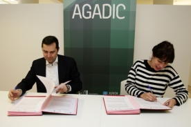 A Axencia Galega das Industrias Culturais (Agadic) e a asociación Músicos ao Vivo subscribiron hoxe o convenio de colaboración dunha nova edición dos Premios Martín Códax da Música