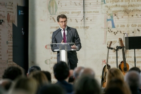 El presidente de la Xunta participó esta tarde en la clausura de la exposición Pergamino Vindel: Un tesoro en siete cantigas