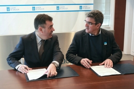 El conselleiro, Román Rodríguez, y el alcalde de A Guarda, Antonio Lomba, firmaron un convenio que alcanza al centro de interpretación de las fortalezas transfronterizas del bajo Miño 