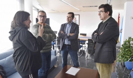 El director de la Agadic y el presidente del cineclub firmaron el convenio por lo que Vigo es, por tercero año consecutivo, una de las sedes de la programación del Centro Gallego de Artes de la Imagen
