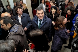 El conselleiro de Cultura, Educación y Ordenación Universitaria, Román Rodríguez, asistió a la gala de entrega de los XXII Premios de Teatro María Casares