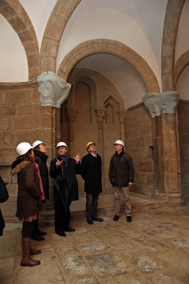 El conselleiro de Cultura, Román Rodríguez, visitó esta mañana el templo