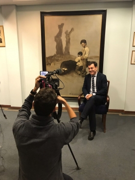 El conselleiro de Cultura, Educación y Ordenación Universitaria, Román Rodríguez, mantuvo esta mañana una reunión con la directiva del Centro Galicia de Buenos Aires