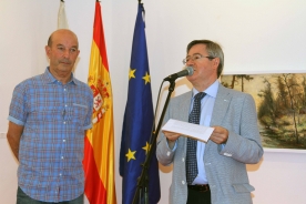 A Casa de Galicia acolleu esta tarde a inauguración da mostra pictórica "Recantos de Galicia" de Eduardo Casal Barreiro