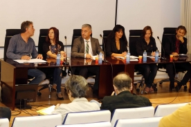 A Consellería de Cultura, Educación e Ordenación Universitaria, representada no seu secretario xeral de Política Lingüística, Valentín García Gómez, participou hoxe na mesa inaugural do IX Ciclo de mesas redondas “Escritores na Universidade” 
