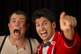 A carteleira escénica da Rede Galega de Teatros e Auditorios, Rede Galega de Salas e Rede Galega de Música ao Vivo para este segundo semestre do ano achega aos espectadores de 38 concellos as últimas propostas de 98 compañías A carteleira escénica da Rede Galega de Teatros e Auditorios, Rede Galega de Salas e Rede Galega de Música ao Vivo para este segundo semestre do ano achega aos espectadores de 38 concellos as últimas propostas de 98 compañías