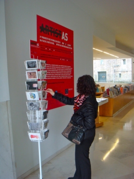 O CGAC programa un conxunto de actividades dirixidas a diferentes públicos arredor das artistas emerxentes, o cinema documental, a música contemporánea, talleres creativos para cativos e un mercado de nadal, que se desenvolverán ao longo do mes de decembro