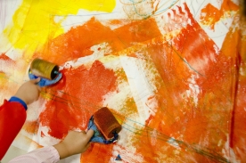 O CGAC programa un conxunto de actividades dirixidas a diferentes públicos arredor das artistas emerxentes, o cinema documental, a música contemporánea, talleres creativos para cativos e un mercado de nadal, que se desenvolverán ao longo do mes de decembro