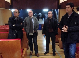O secretario xeral de Cultura, Anxo Lorenzo, visitou esta tarde o Teatro Coliseo Noela con motivo do remate das obras promovidas pola Consellería de Cultura, Educación e Ordenación Universitaria 
