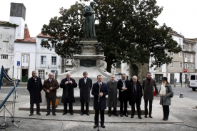 Anxo Lorenzo participou hoxe na ofrenda-homenaxe que Santiago de Compostela lle rendeu a Eugenio Montero Ríos, no ano no que se conmemora o centenario do seu pasamento