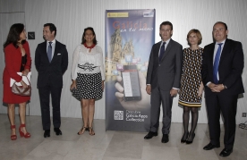 O mandatario galego presidiu, en Alcalá de Henares, a presentación do Menú Peregrino, de Asís a Compostela, que xorde da colaboración entre a rede de Paradores e restauradores galegos con Estrella Michelín 