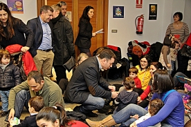 O conselleiro de Cultura, Educación e Ordenación Universitaria, Román Rodríguez, participou esta mañá en Ribeira no acto conmemorativo do Día Internacional da Lingua Materna 2015