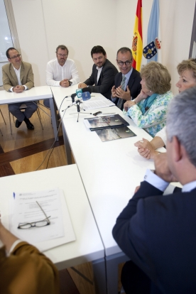 El conselleiro de Cultura, Educación e Ordenación Universitaria, Xesús Vázquez Abad, firmó hoy el acta de donación a la Cidade da Cultura