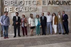 El conselleiro de Cultura, Educación e Ordenación Universitaria, Xesús Vázquez Abad, firmó hoy el acta de donación a la Cidade da Cultura