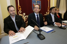 Anxo Lorenxo na presentación da Feira do Libro de Ferrol Anxo Lorenxo na presentación da feira