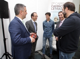 El secretario xeral de Cultura, Anxo Lorenzo, y el secretario xeral de Política Lingüística, Valentín García, en la rueda de prensa El secretario xeral de Cultura, Anxo Lorenzo, y el secretario xeral de Política Lingüística, Valentín García, en la rueda de prensa