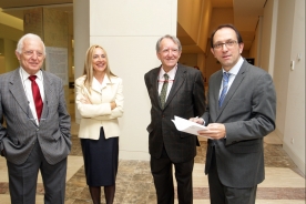 Anxo Lorenzo en la presentación de la exposición