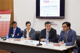 Román Rodríguez participa en la apertura del curso de la Universidad Menéndez Pelayo para impulsar la candidatura de la Ribeira Sacra como Patrimonio Mundial Román Rodríguez participa en la apertura del curso de la Universidad Menéndez Pelayo para impulsar la candidatura de la Ribeira Sacra como Patrimonio Mundial