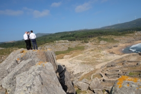 O conselleiro de Cultura, Educación e Ordenación Universitaria, Román Rodríguez, visitou hoxe o Castro de Baroña