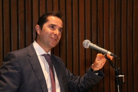 La Biblioteca Nacional de Argentina acogió ayer la presentación del evento, en el que intervino el director de la Agencia Gallega de las Industrias Culturales, Jacobo Sutil