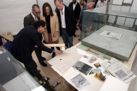 El conselleiro de Cultura inaugura dos propuestas expositivas del Centro Gallego de Arte Contemporáneo