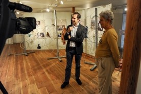 O director da Axencia Galega das Industrias Culturais (Agadic), Jacobo Sutil, visitou esta tarde a rodaxe de 'Migas de pan'