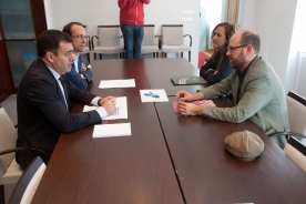 O conselleiro de Cultura, Educación e Ordenación Universitaria, Román Rodríguez; e o alcalde de Santiago de Compostela, Martiño Noriega mantiveron esta mañá unha reunión 
