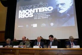 O conselleiro de Cultura, Educación e Ordenación Universitaria, Román Rodríguez, participou esta tarde na inauguración de ‘Eugenio Montero Ríos: o xurisconsulto e o político’, a maior mostra retrospectiva realizada sobre o compostelán O conselleiro de Cultura, Educación e Ordenación Universitaria, Román Rodríguez, participou esta tarde na inauguración de ‘Eugenio Montero Ríos: o xurisconsulto e o político’, a maior mostra retrospectiva realizada sobre o compostelán