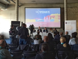 O conselleiro de Cultura, Educación e Ordenación Universitaria, Román Rodríguez, recibiu hoxe de mans do Goberno de Hungría o testemuño para que Galicia sexa a anfitrioa do próxima Womex O conselleiro de Cultura, Educación e Ordenación Universitaria, Román Rodríguez, recibiu hoxe de mans do Goberno de Hungría o testemuño para que Galicia sexa a anfitrioa do próxima Womex