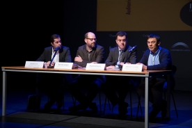 O conselleiro de Cultura, Educación e Ordenación Universitaria, Román Rodríguez, participou hoxe a presentación do IX Certame Galego de Bandas de Música que se desenvolverá os días 21 e 22 de novembro no Auditorio de Galicia