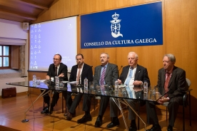 El secretario xeral de Cultura, Anxo Lorenzo, asistió a la programación que las jornadas 'Filgueira Valverde na cultura gall¡ega del siglo XX' desarrollaron en la capital de Galicia